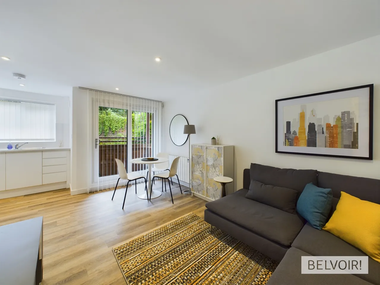 1 bed flat to rent — Leslie Bentley House, 66 Parade