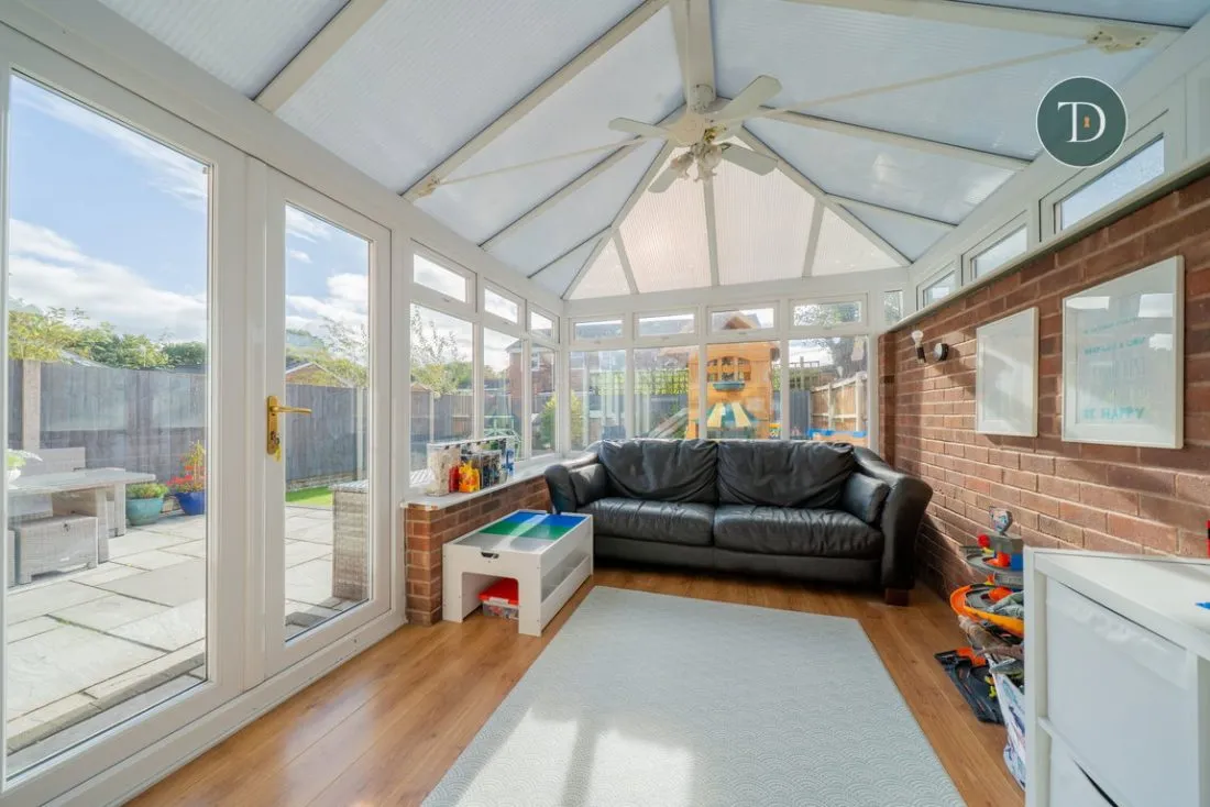 Acacia Drive, Great Sutton, CH66 2UT, photo 15