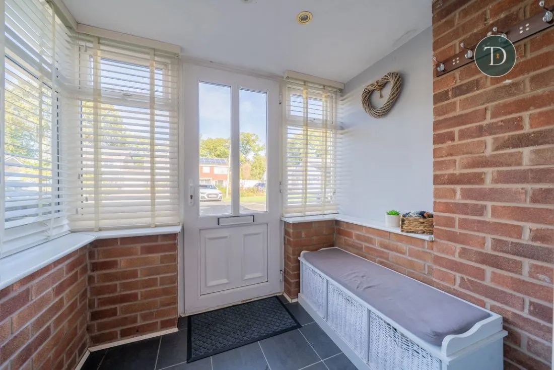 Acacia Drive, Great Sutton, CH66 2UT, photo 4