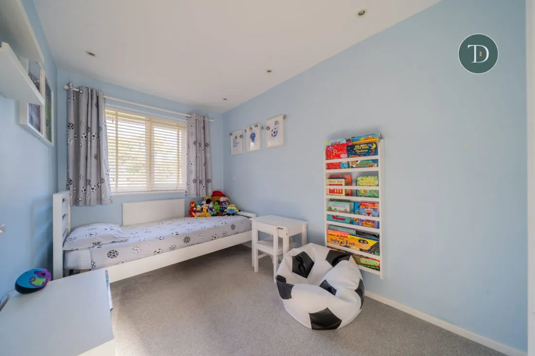 Acacia Drive, Great Sutton, CH66 2UT, photo 25