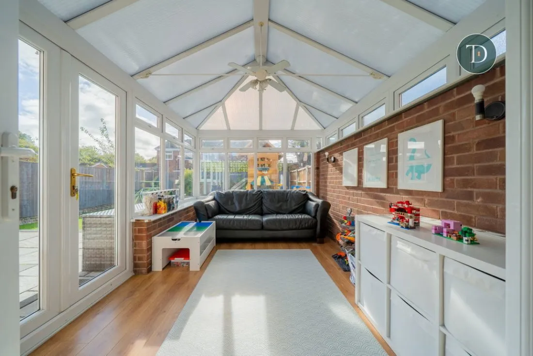 Acacia Drive, Great Sutton, CH66 2UT, photo 16