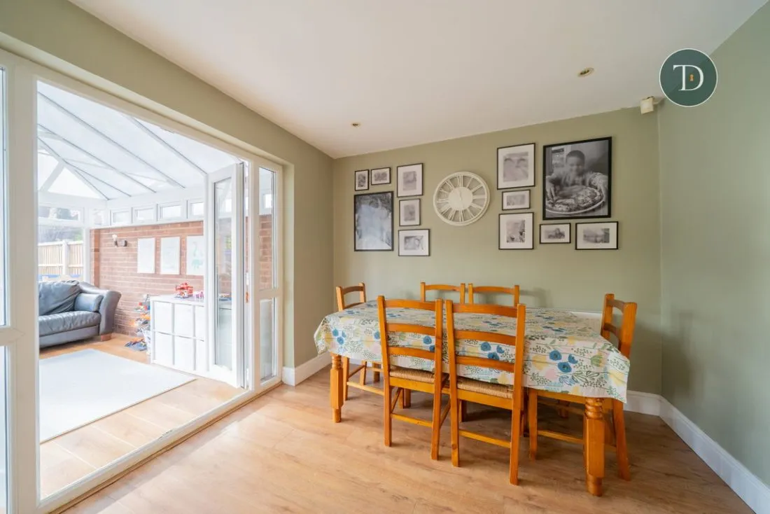 Acacia Drive, Great Sutton, CH66 2UT, photo 8