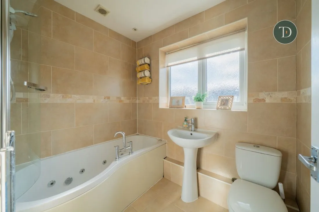 Acacia Drive, Great Sutton, CH66 2UT, photo 29