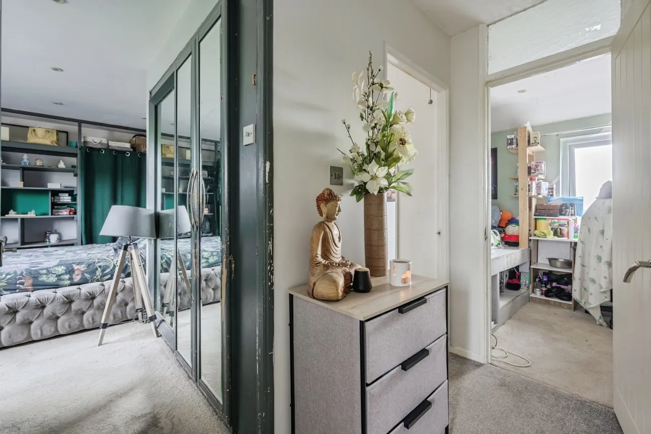 Taunton Avenue, Whitleigh, PL5, photo 10