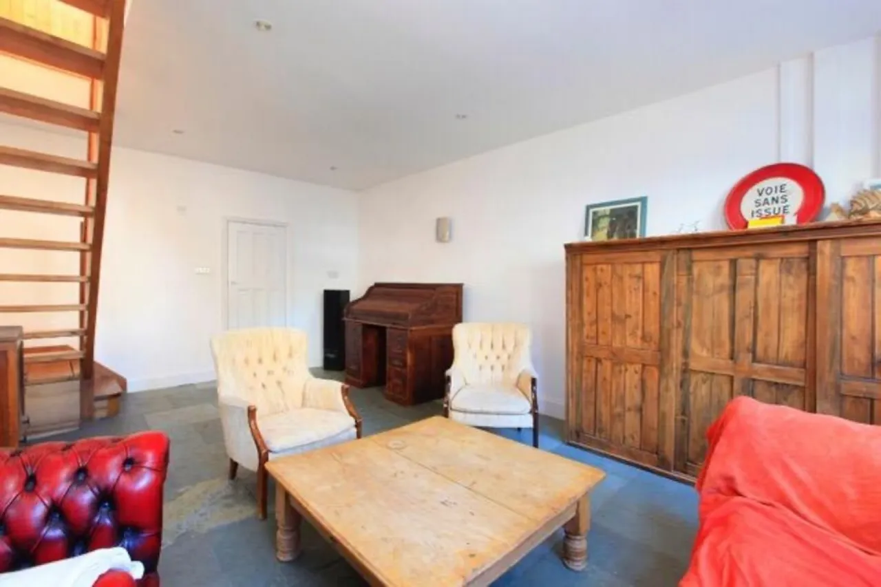 Weir Road, Balham, London, photo 10