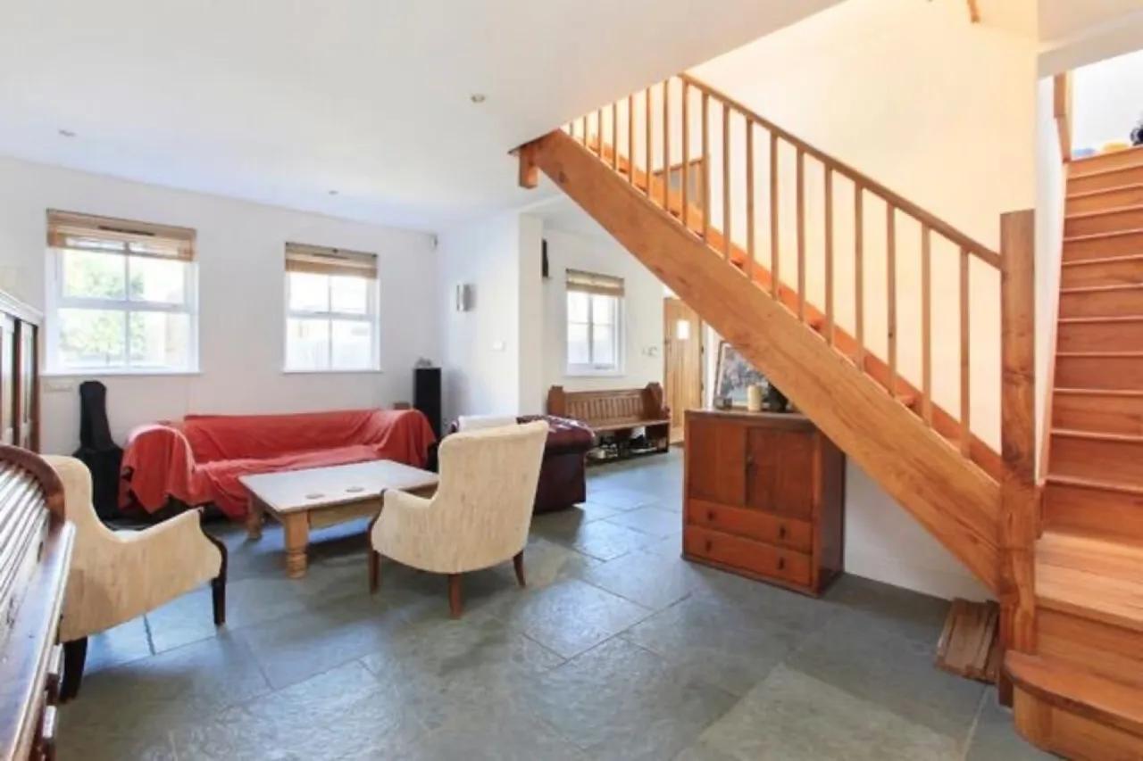Weir Road, Balham, London, photo 9