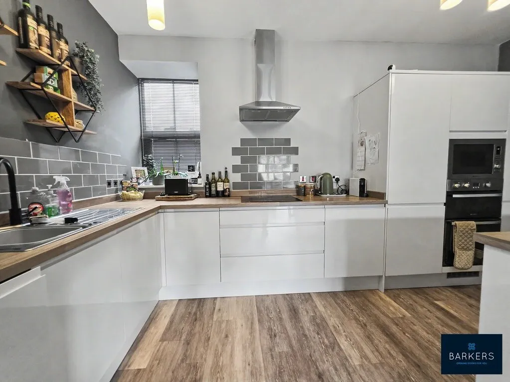 College Street, Birstall, WF17, photo 2