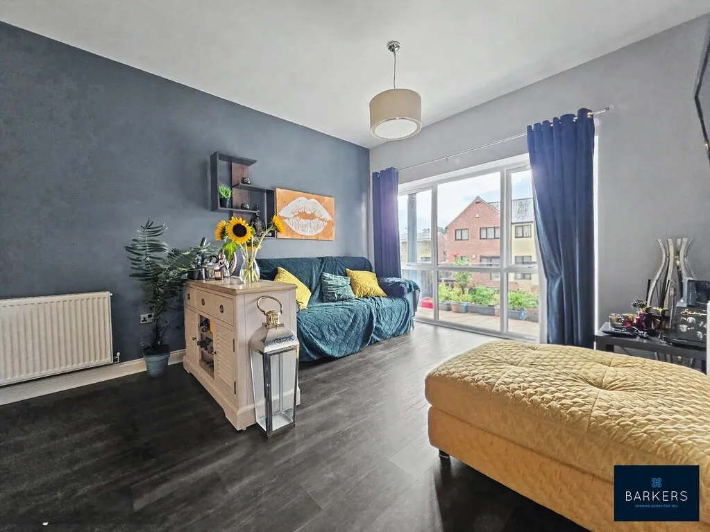 College Street, Birstall, WF17, photo 5