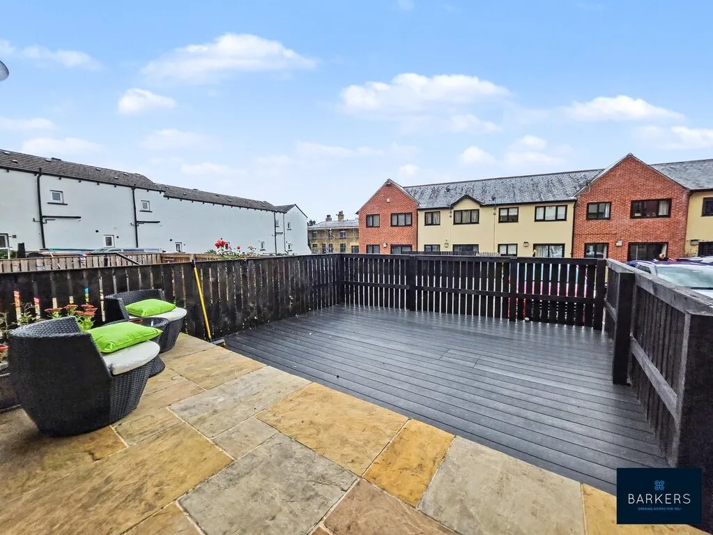 College Street, Birstall, WF17, photo 13