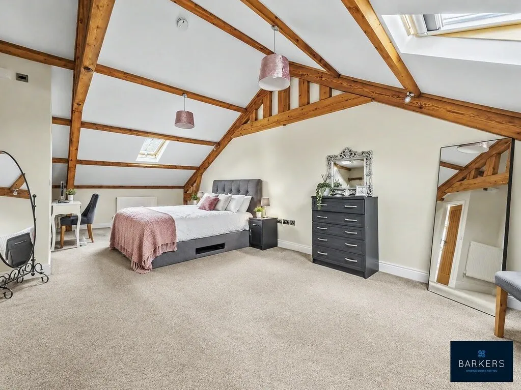 College Street, Birstall, WF17, photo 6