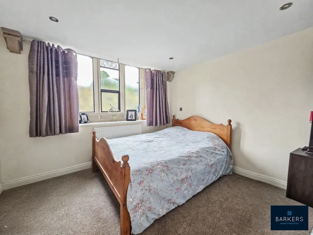 College Street, Birstall, WF17, photo 9