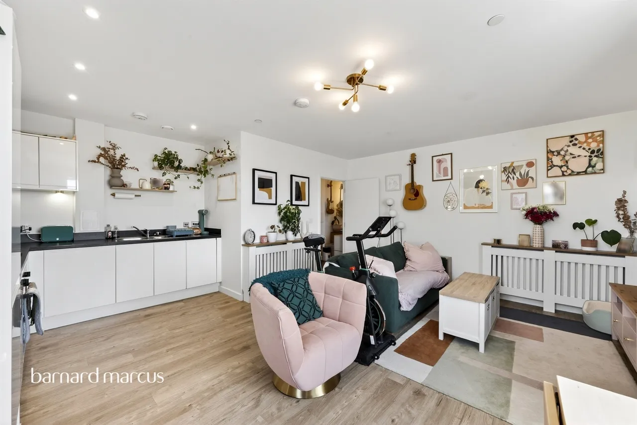 1 bed flat for sale — St. Johns Road, New Malden