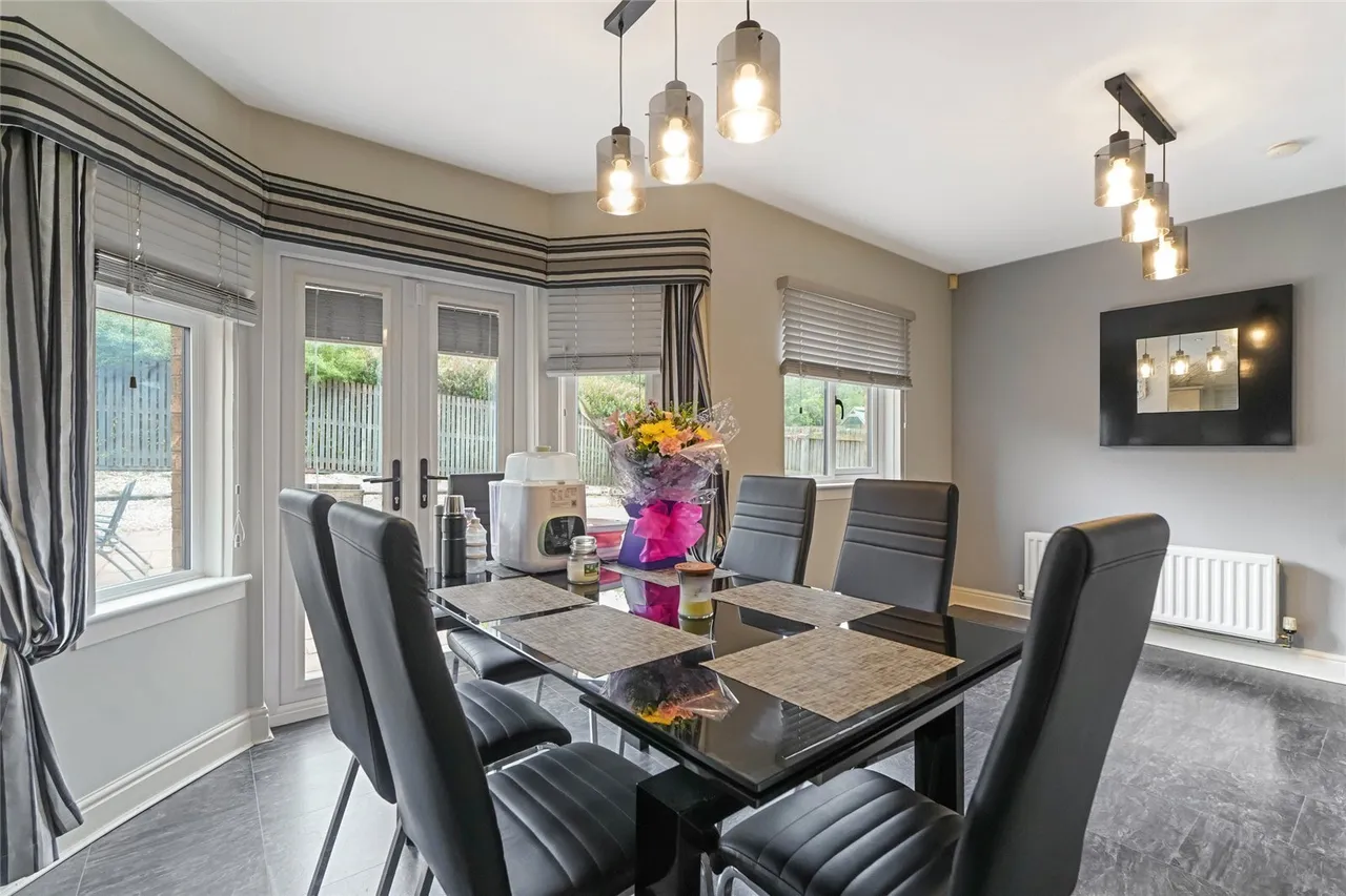 Calgary Place, Airdrie, ML6, photo 3