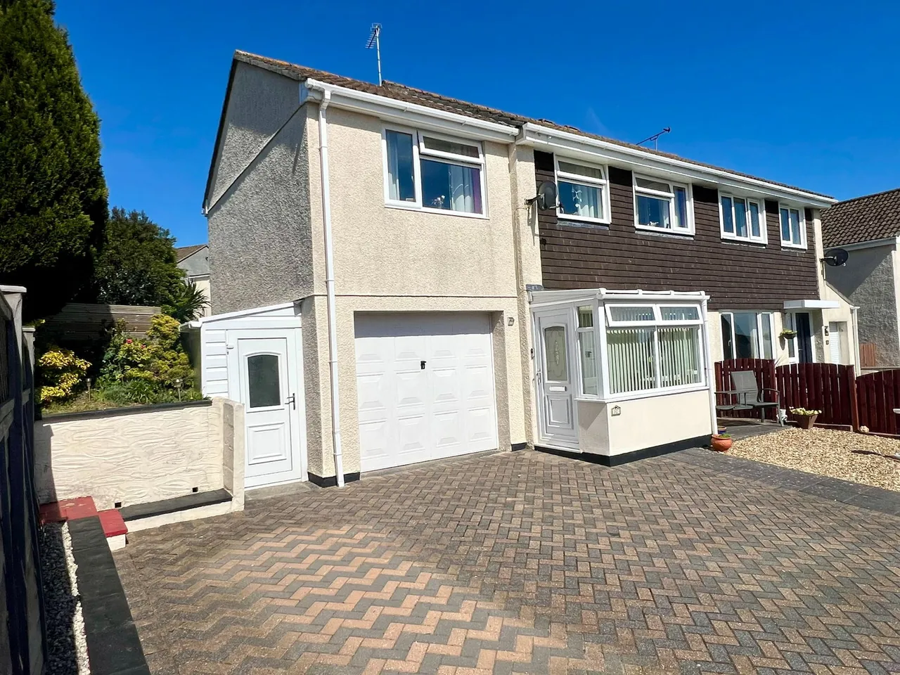 4 bed house for sale, Symons Close, St Austell, PL25
