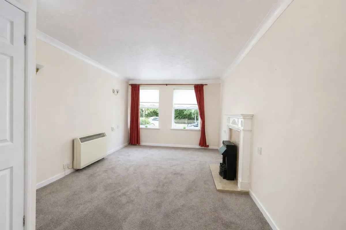 High Street, Baldock, SG7, photo 2