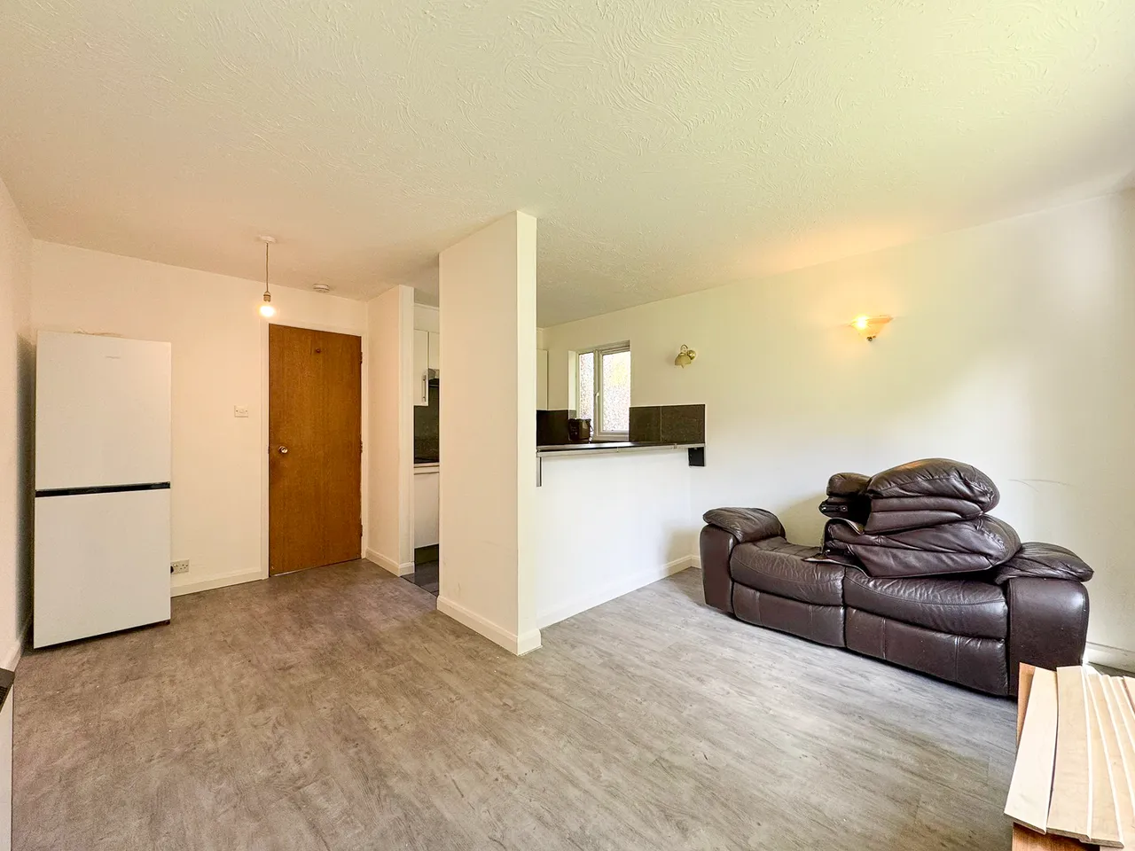 Pavilion Way, Edgware, HA8, photo 5