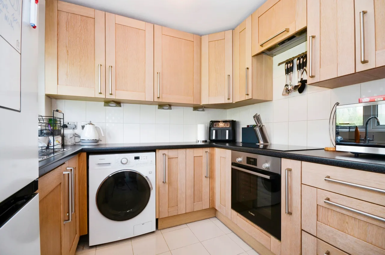 Chasewood Avenue, Enfield, photo 4
