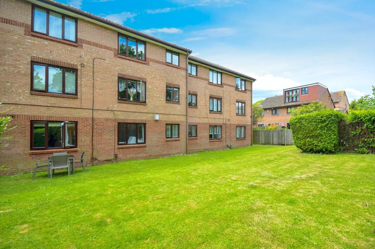 Chasewood Avenue, Enfield, photo 12