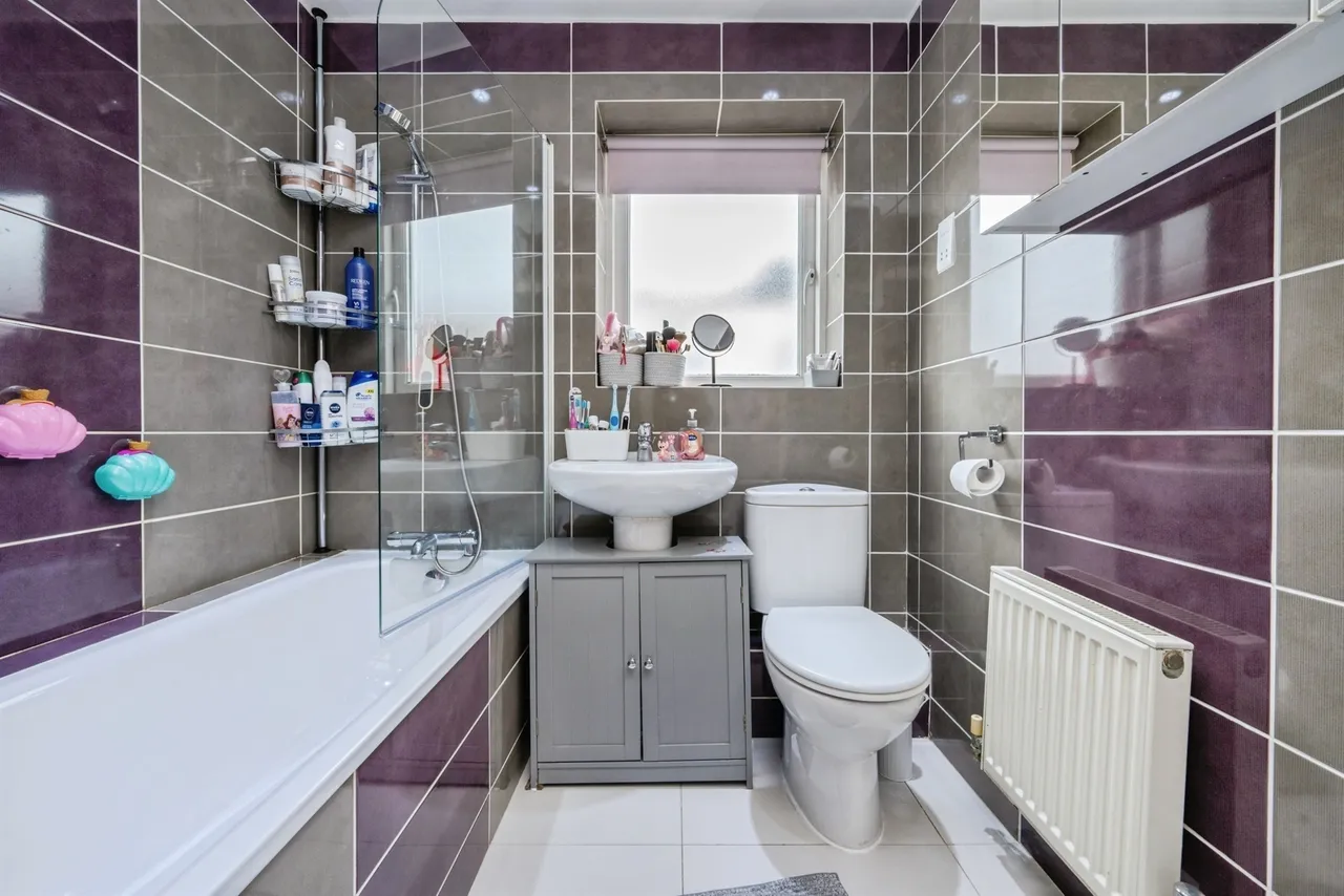 Addenbrookes Road, Newport Pagnell, MK16, photo 12