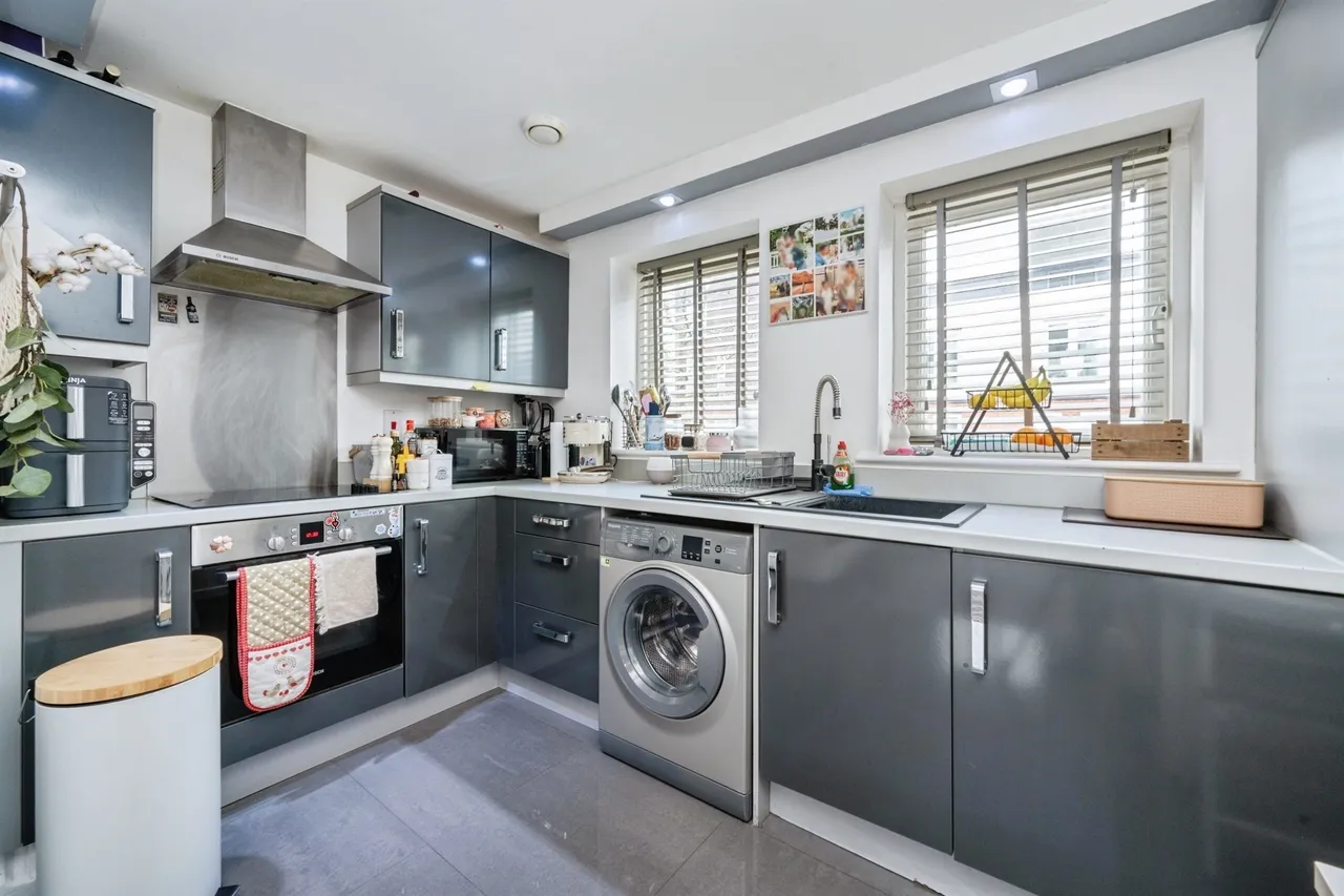 Addenbrookes Road, Newport Pagnell, MK16, photo 13