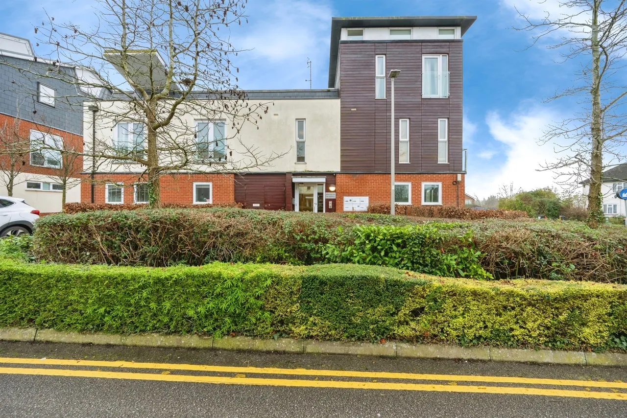 Addenbrookes Road, Newport Pagnell, MK16, photo 4
