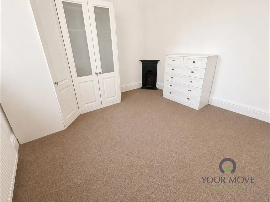 Hazel Avenue, Clayton Le Moors, BB5, photo 6
