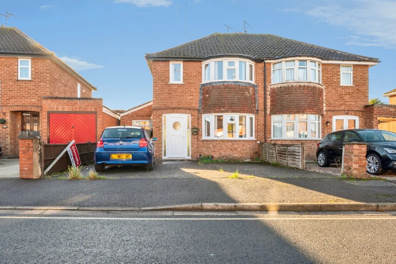 4 bed house for sale, Melrose Close, Worcester, WR2
