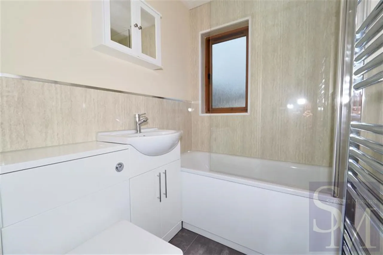 Loughton, IG10, photo 4