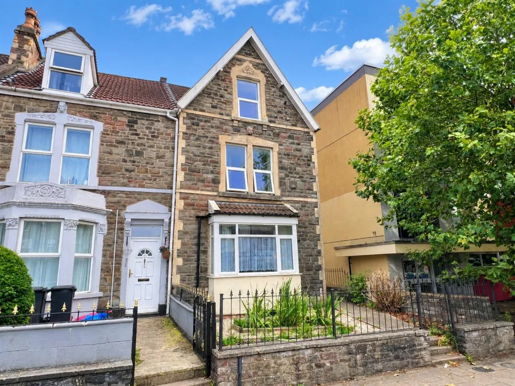 flat for sale — 634, Fishponds road, Fishponds, Bristol, BS16 3HU