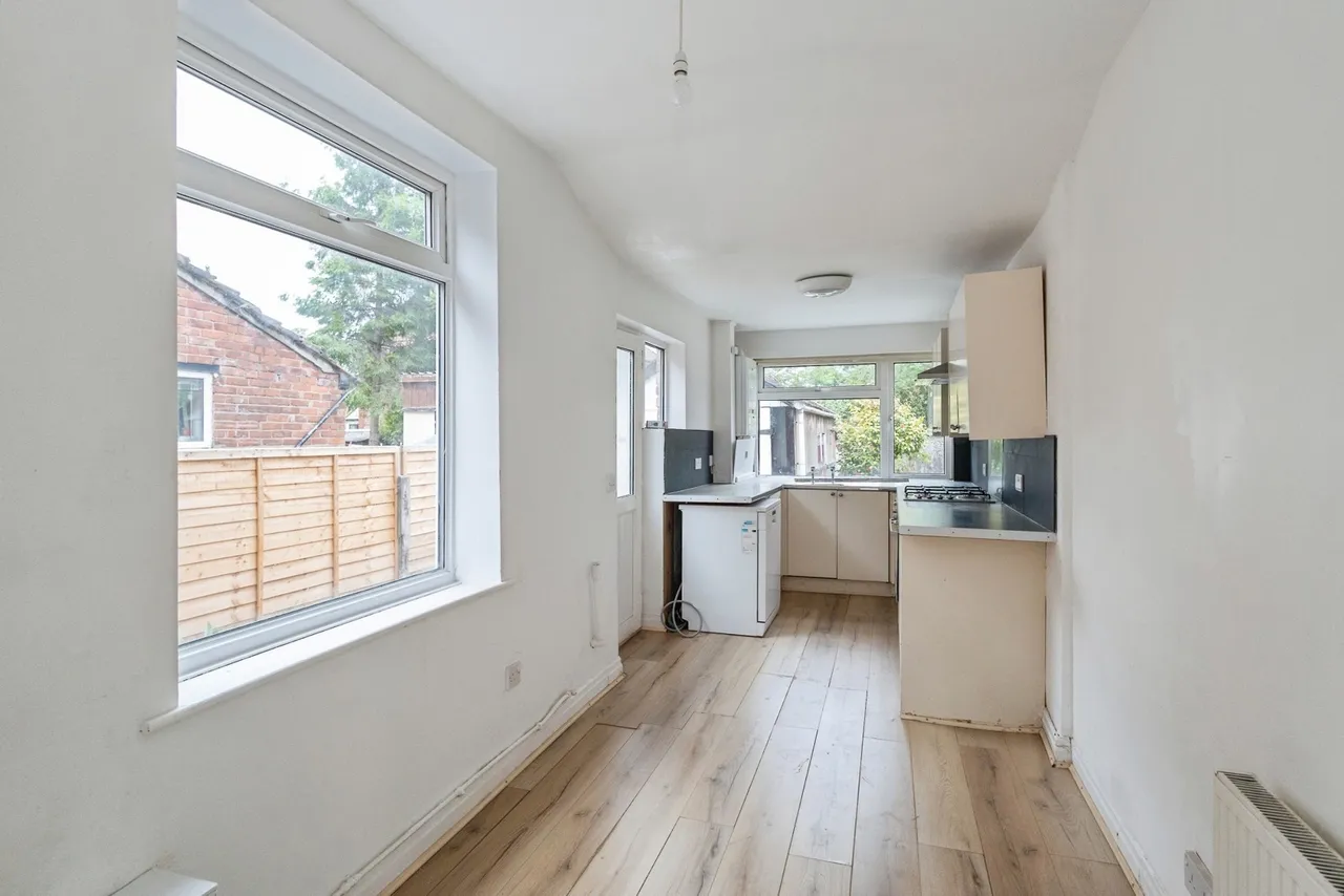 Burnage Lane, Manchester, Greater Manchester, M19, photo 4