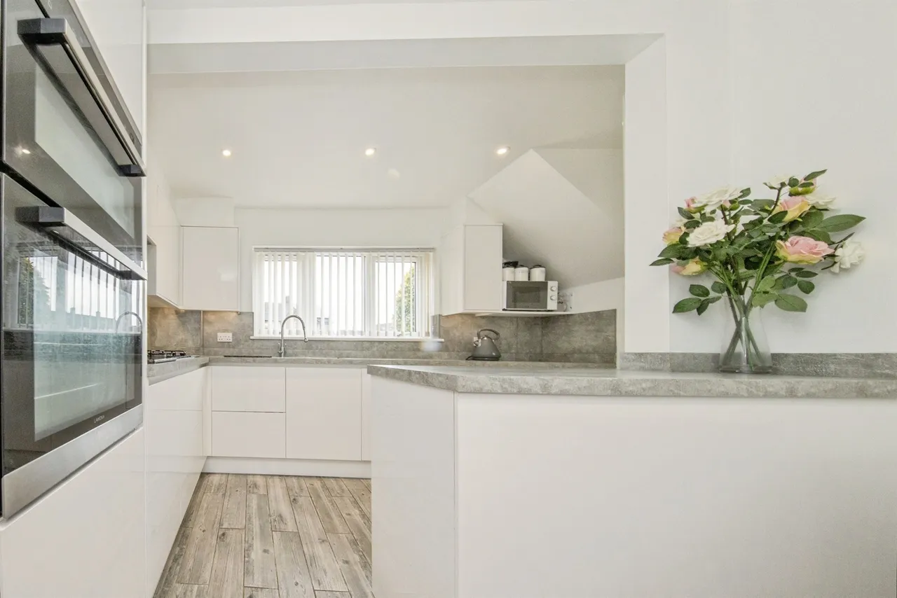 Monkwick Avenue, Colchester, photo 9