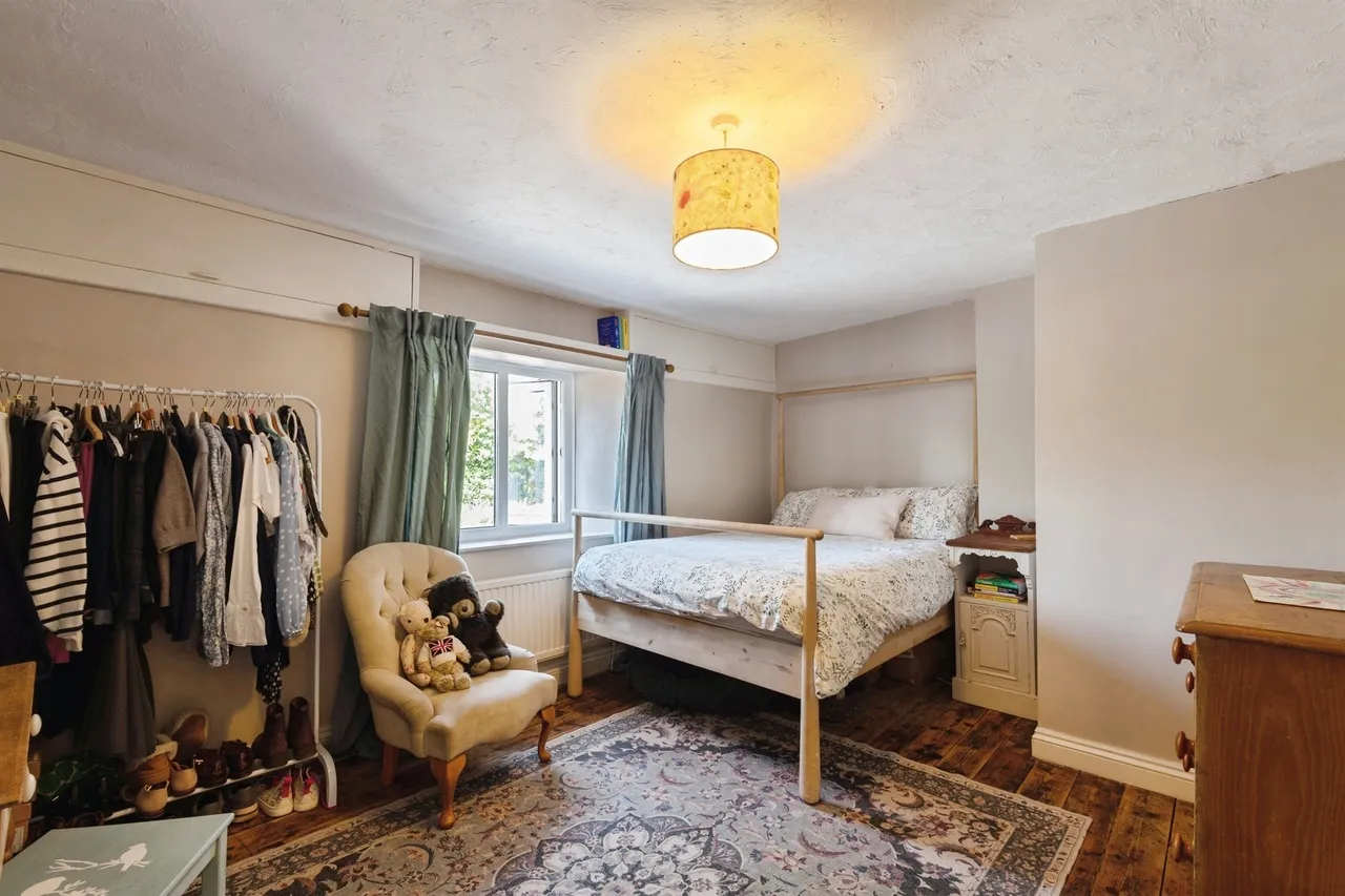 Peacocks Cottages, West Buckland, TA21, photo 15