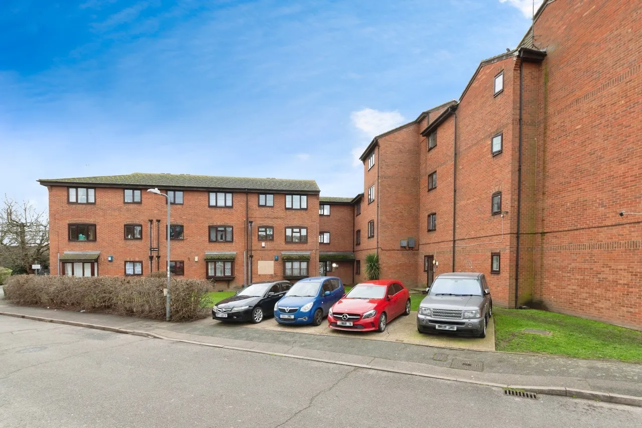 Falcon Avenue, Grays, Essex, RM17, photo 14