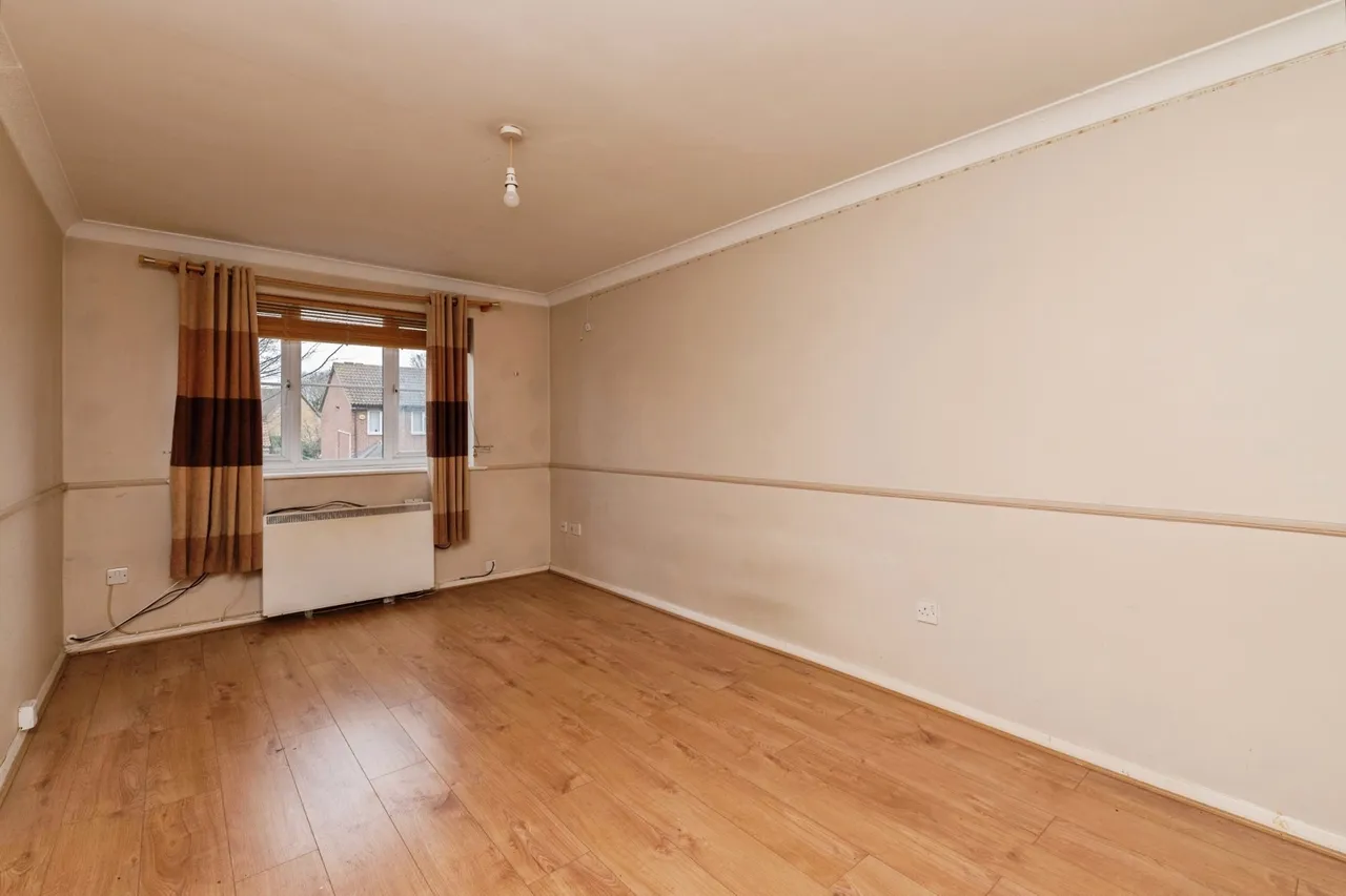 Falcon Avenue, Grays, Essex, RM17, photo 2