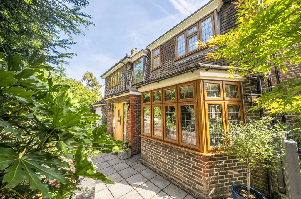 Hereward Avenue, Purley CR8 2NN, photo 18