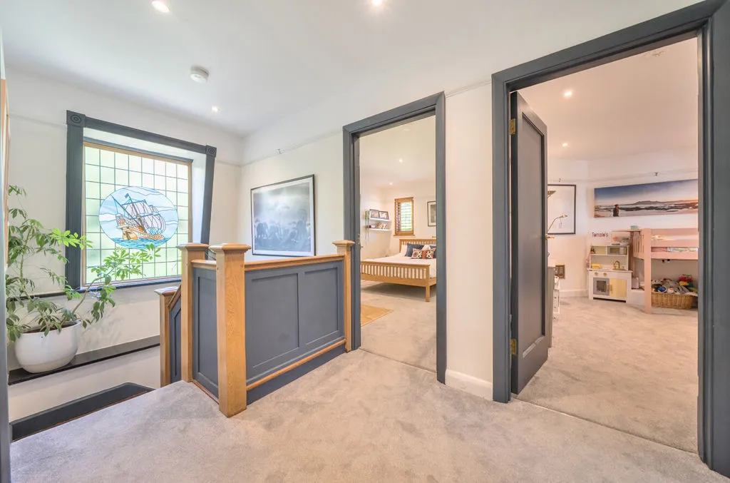 Hereward Avenue, Purley CR8 2NN, photo 16