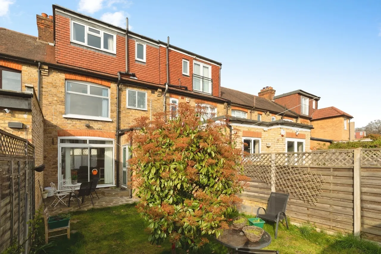 Ainslie Wood Crescent, London, E4, photo 17