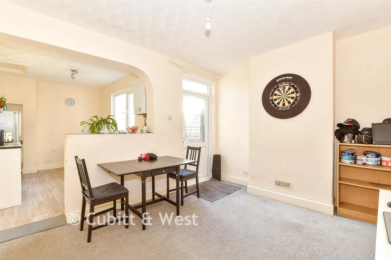 Manor Park Avenue, Portsmouth, PO3, photo 4