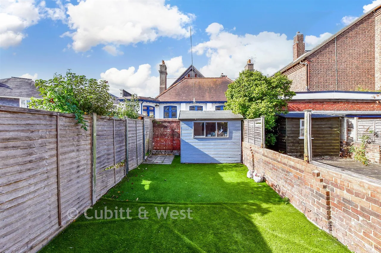 Manor Park Avenue, Portsmouth, PO3, photo 8