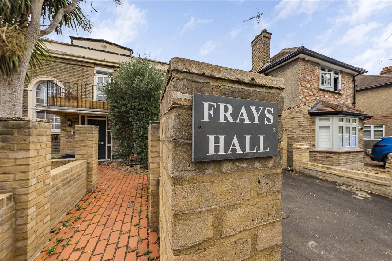 Money Lane, West Drayton, UB7, photo 8