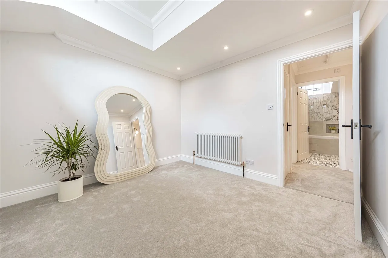 Money Lane, West Drayton, UB7, photo 6