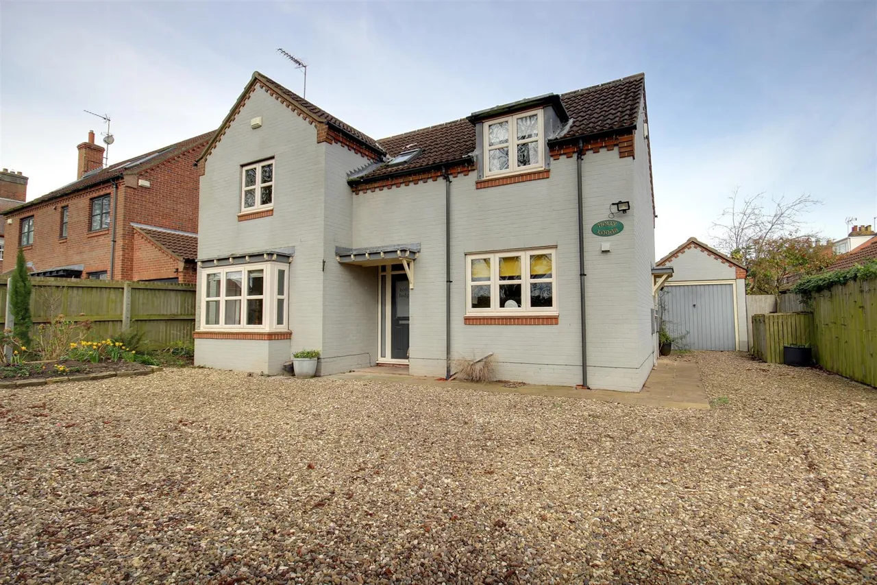 4 bed house for sale — Queensgate, Beverley
