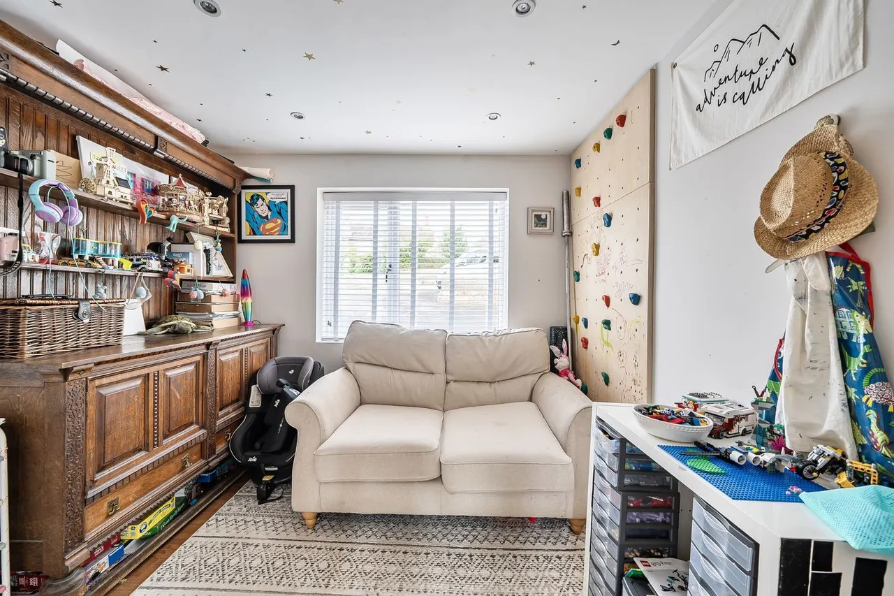Bekynton Avenue, Wells, BA5, photo 9