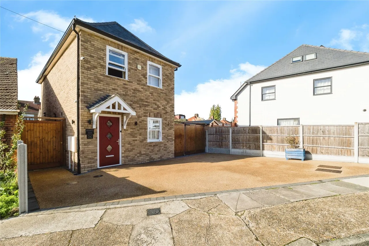 Brierley Close, HORNCHURCH, Essex, RM11, photo 31