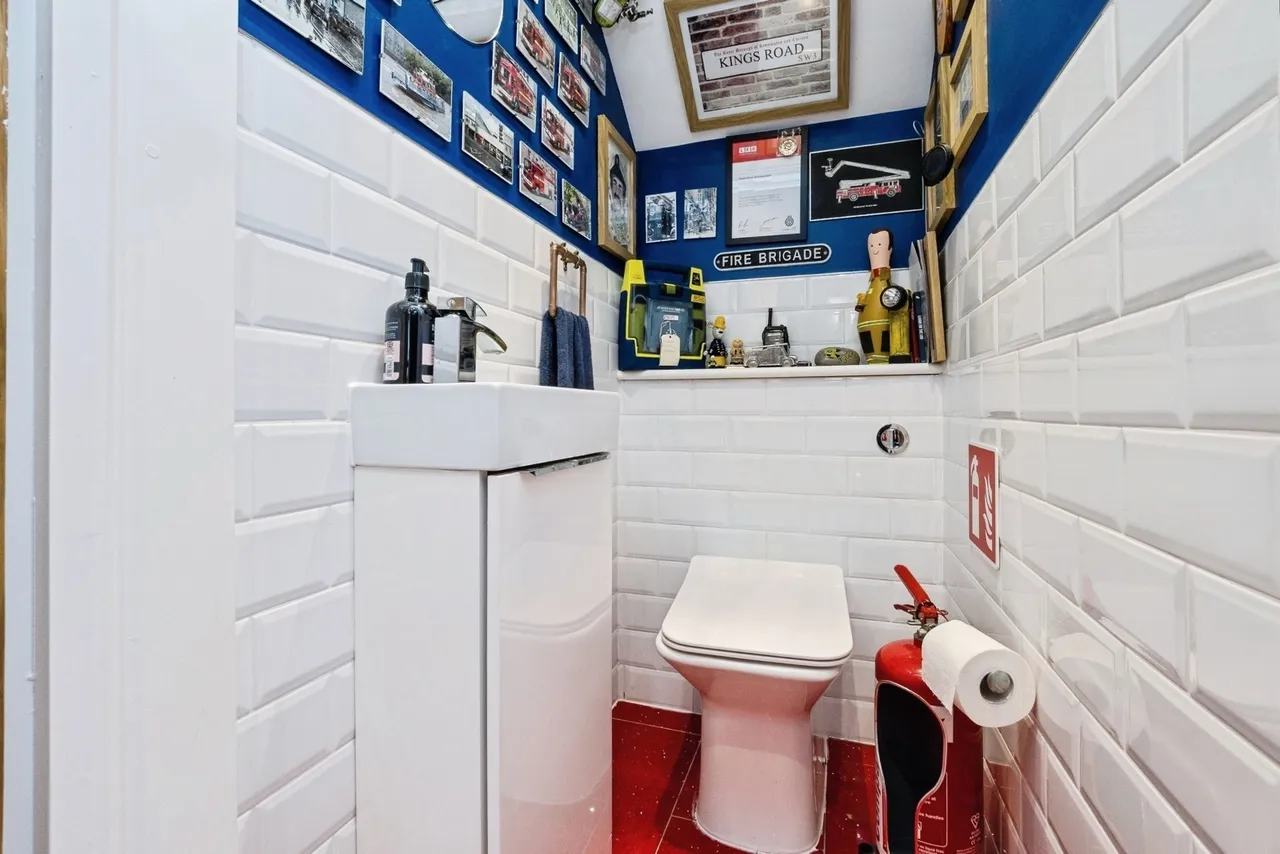 Brierley Close, HORNCHURCH, Essex, RM11, photo 12