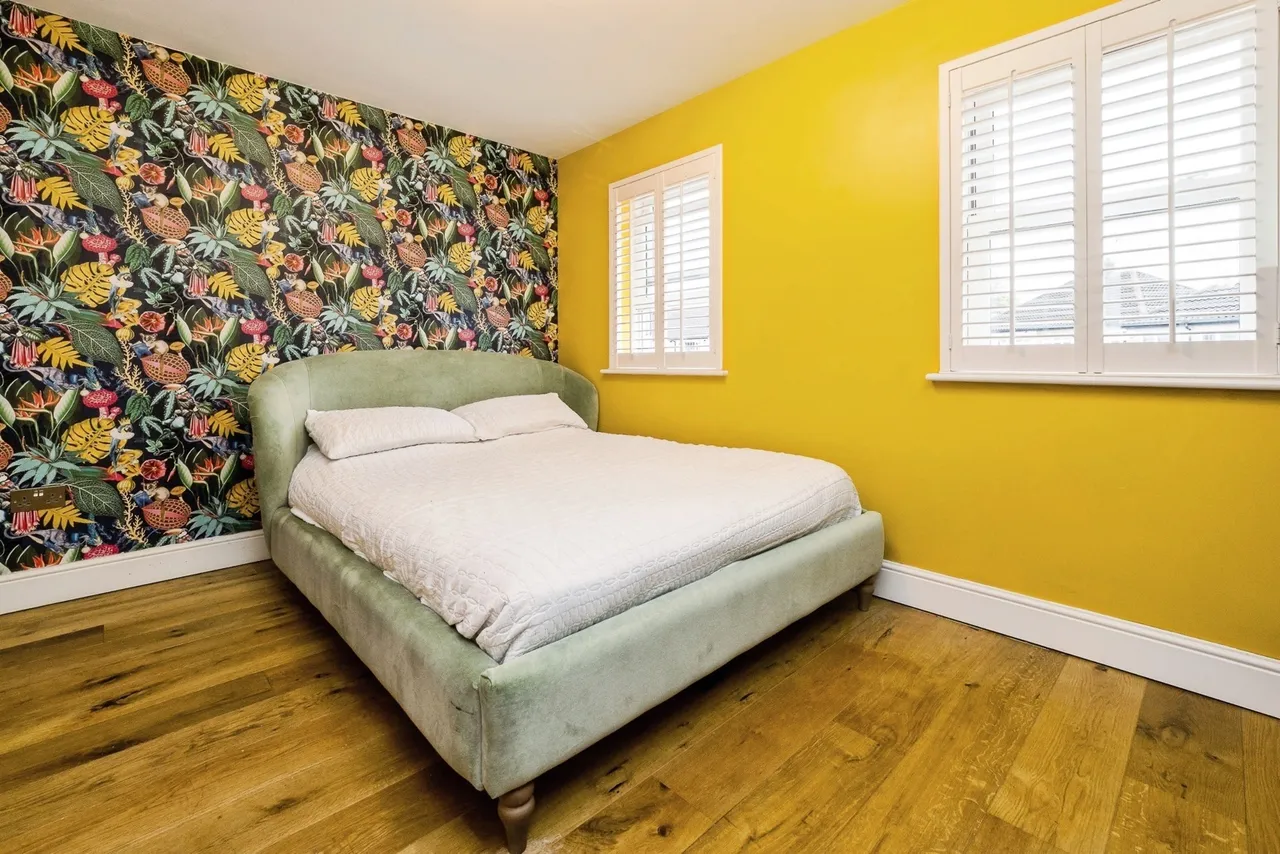 Brierley Close, HORNCHURCH, Essex, RM11, photo 21