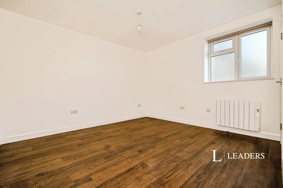 Chapel Road, Worthing, BN11, photo 2