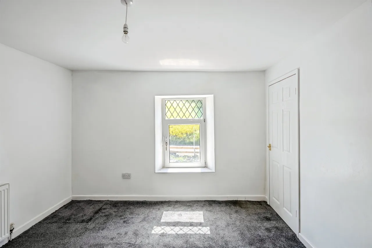 Whitworth Terrace, Tredegar, NP22, photo 14