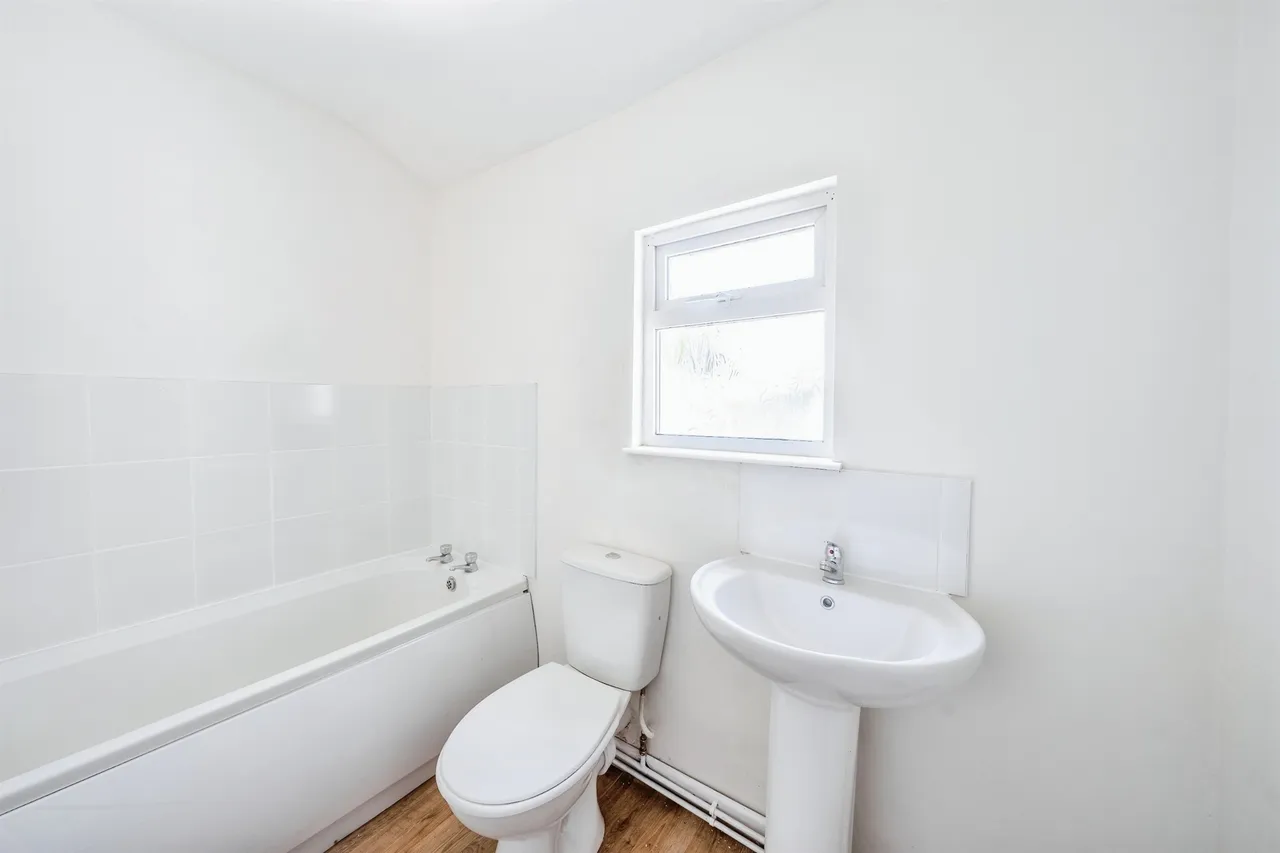 Whitworth Terrace, Tredegar, NP22, photo 29