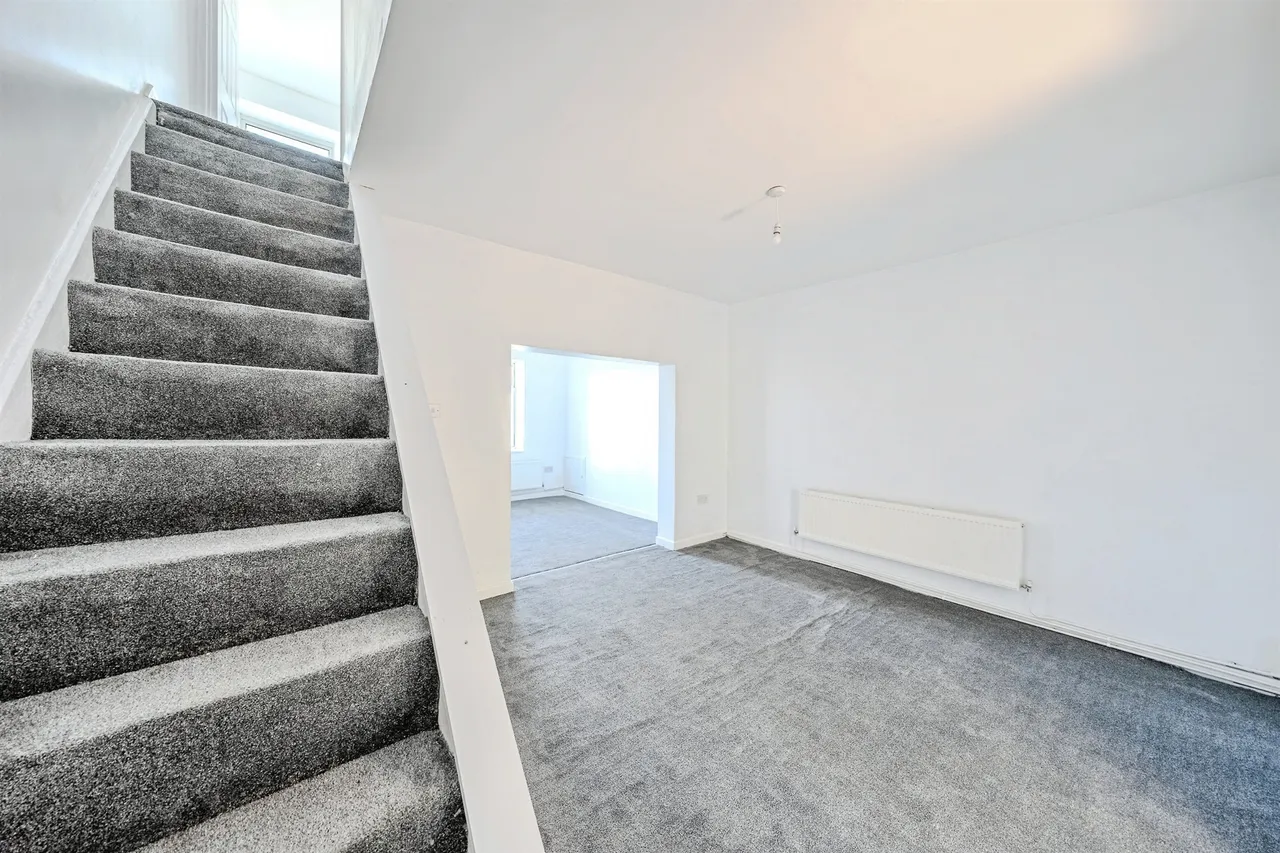 Whitworth Terrace, Tredegar, NP22, photo 9